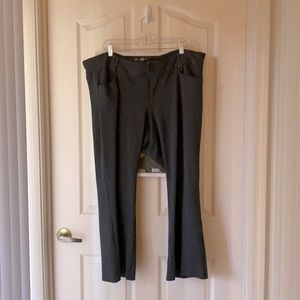 3/$30 SALE Studio by Torrid Dress Pants Charcoal Gray 22S Short Petite